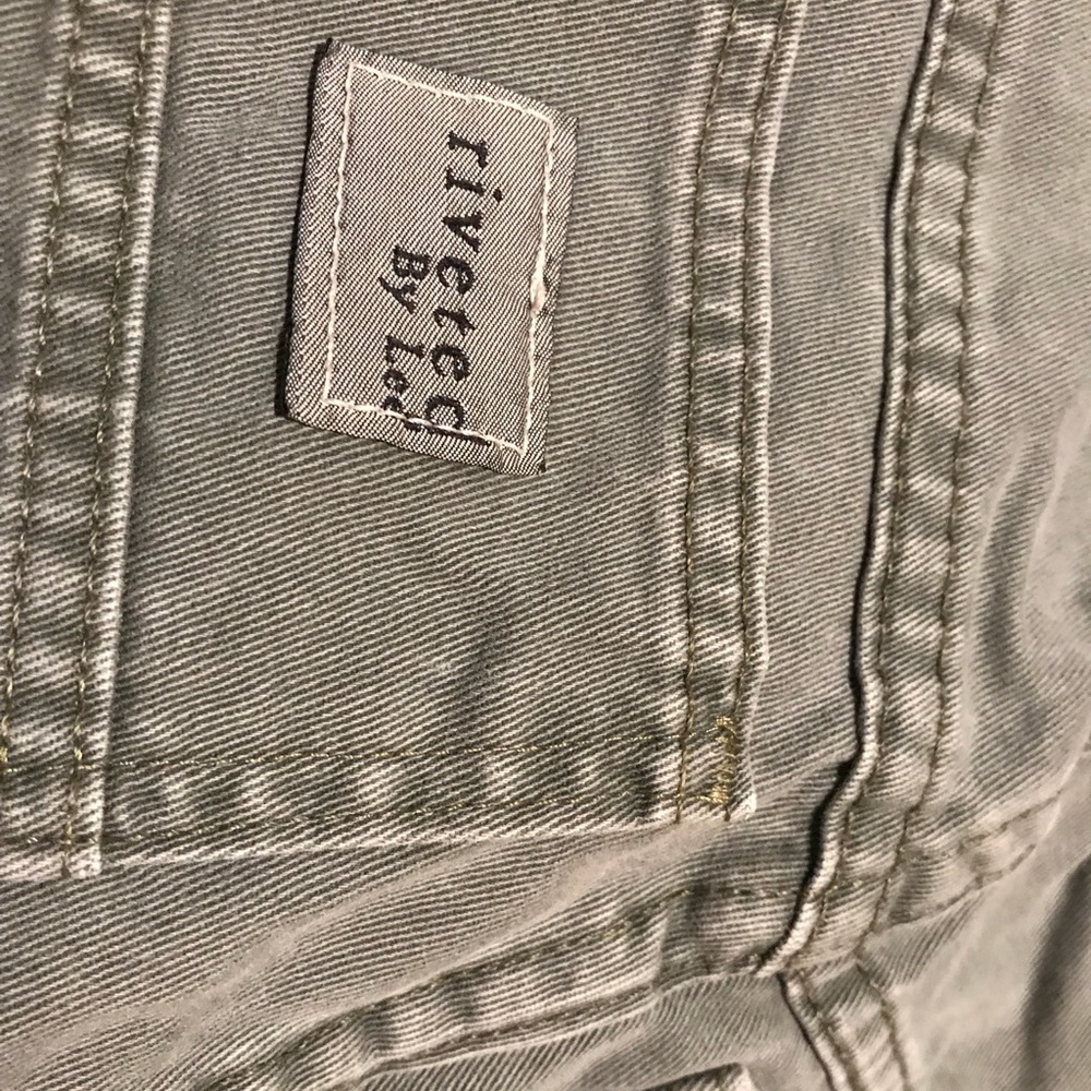Shorts - Picture 4 of 6